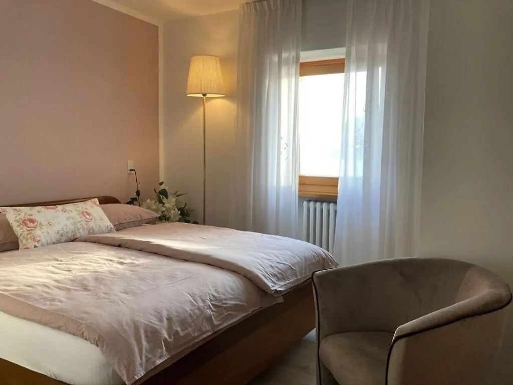 Casa Oliva Comfortable Holiday Residence Castelletto Di Brenzone Italy