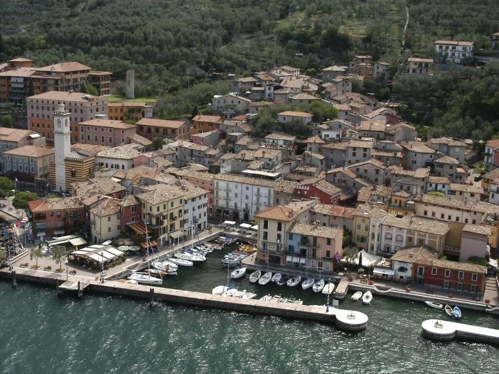 Casa Oliva Comfortable Holiday Residence Castelletto Di Brenzone 0*,